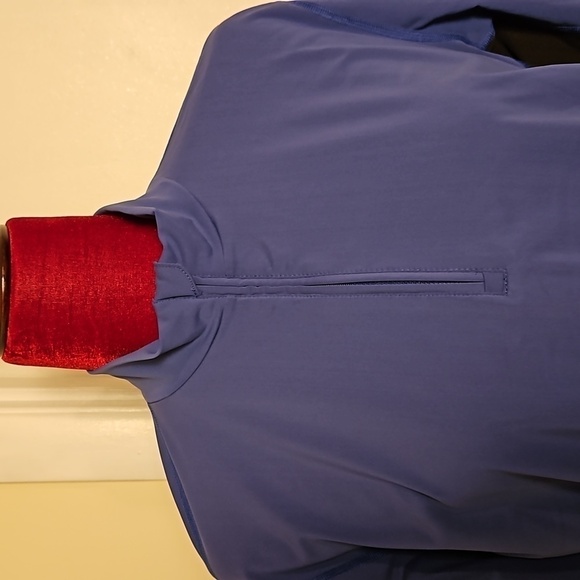 Land's End 1/4 Zip Athletic Top  Size: Large - Picture 4 of 7
